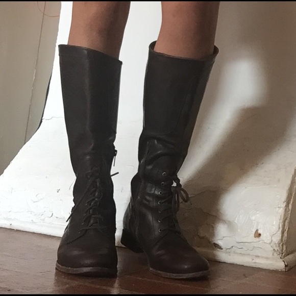 Frye lace up Riding Boot - Picture 4 of 4