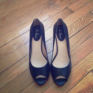 Cole Haan peep-toe pumps size 10