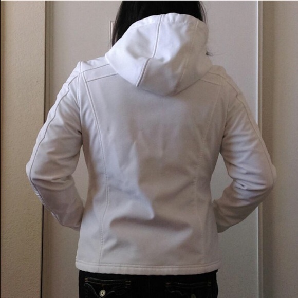 Snozu Performance White Jacket 🏂⛷ - Picture 2 of 4