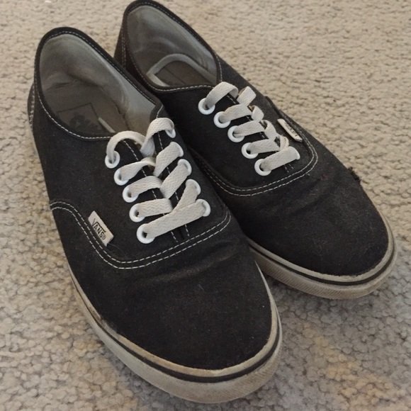 Black vans