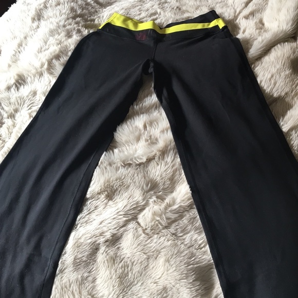 lululemon groove pants