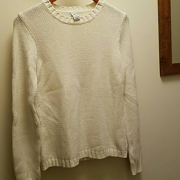 White Gap sweater