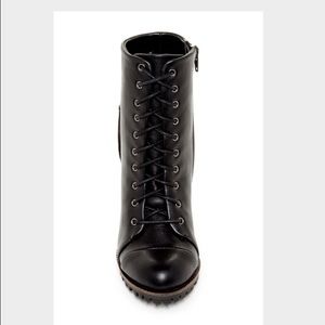 Report Alanna Heel Boot