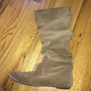 Suede Tan boots