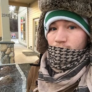 Meet your Posher, Thomas