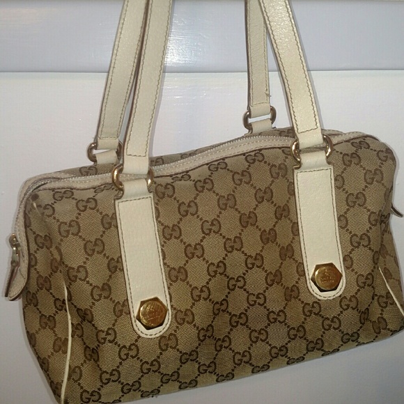 Authentic Gucci bag - Picture 4 of 7