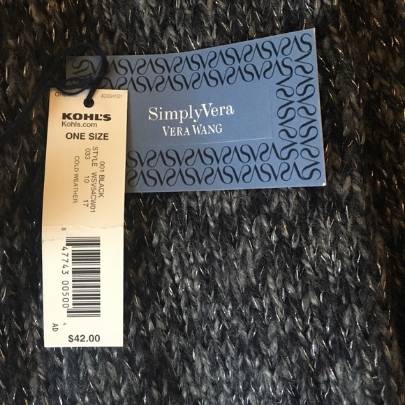 Fur scarf with slit to pull through - Vera Wang - Picture 4 of 4