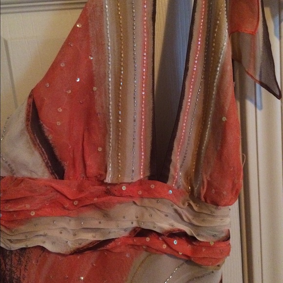 Dress - Picture 2 of 4