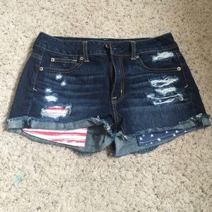 American Eagle patriotic shorts