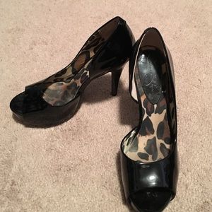 Jessica Simpson peep toe heels