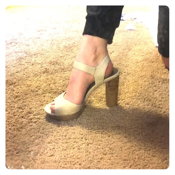 Mods peep toe block heels