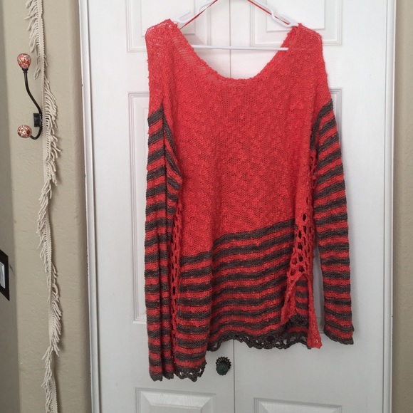 Free People Sweater - Picture 3 of 4