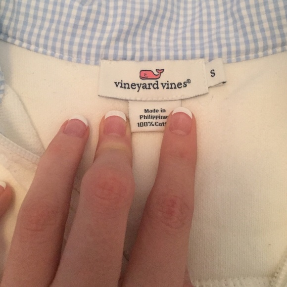 Vineyard Vines half zip jacket size small. - Picture 3 of 3
