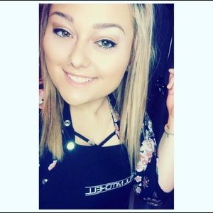 Meet your Posher, Emily