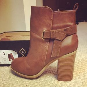 Women's Boots
