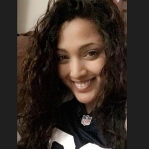 Meet your Posher, Yesenia