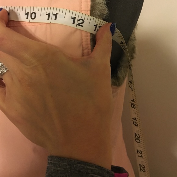 Faux Fur Reversible Vest - Picture 4 of 4