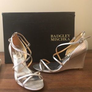 Badgley Mischka Melaney II Silver Wedges