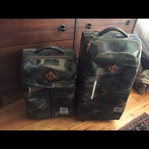 Herschel Supply Company Rolling Luggage