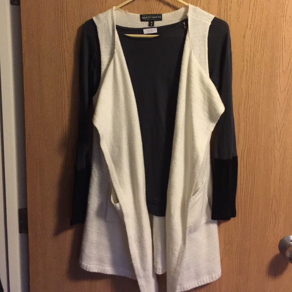 Tobi long color block sleeve with zipper shirt