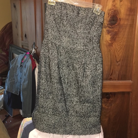 EXPRESS DRESS
