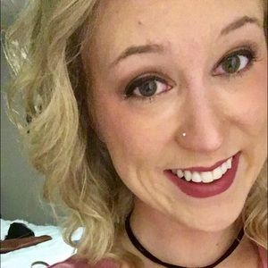 Meet your Posher, Jaimie