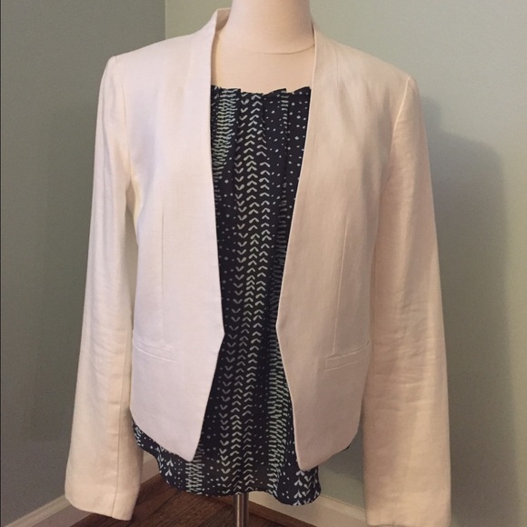 White linen LOFT blazer
