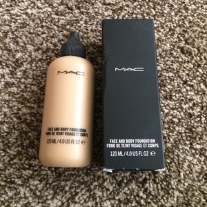 Mac face and body foundation c3