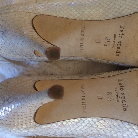 Kate Spade Heels New York Embossed Leather Accent Peep Toe Pumps in Silver - Picture 3 of 4