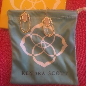 Kendra Scott "Emmy" earrings in Gold