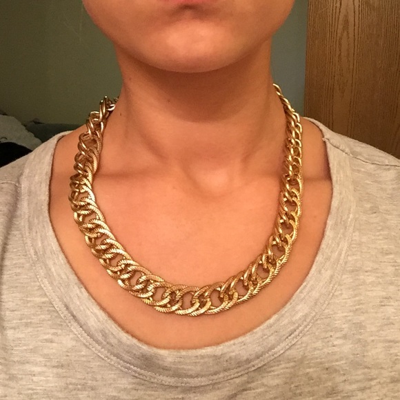 Forever 21 gold chain link necklace