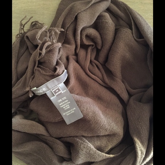 Vince frayed edge scarf in brown