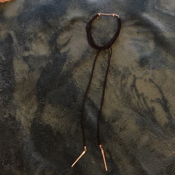 Forever 21 black tie choker