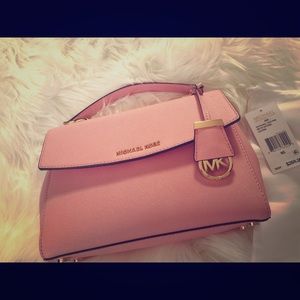 Never used Michael Kors tote!💐❤