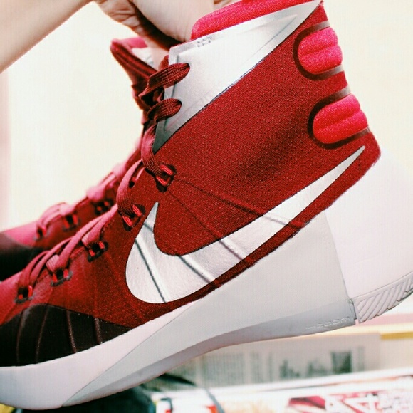 Nike Red Hyperdunk2015's
