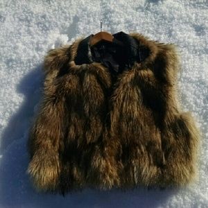 Fur vest