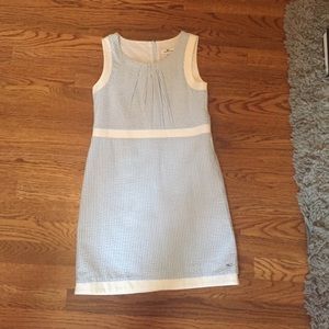 Vineyard vines girls seersucker dress.