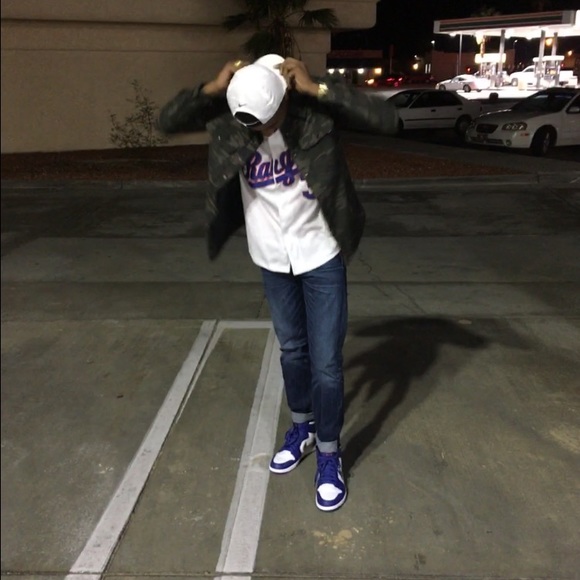 Meet your Posher, Garrion - Picture 1 of 1