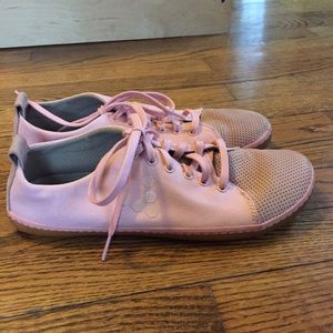 GUC Vivobarefoot 41 Freud Pink Canvas/Leather