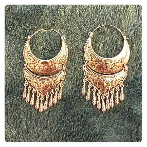 Silver dangle earrings