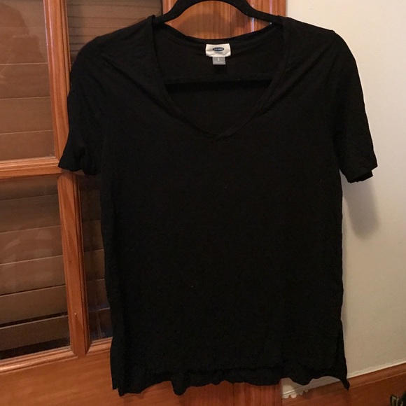 Black t - Picture 1 of 1