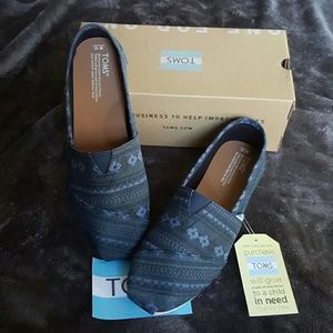 🎉 TOMS 🎉