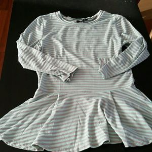 3 quarter sleeve peplum top