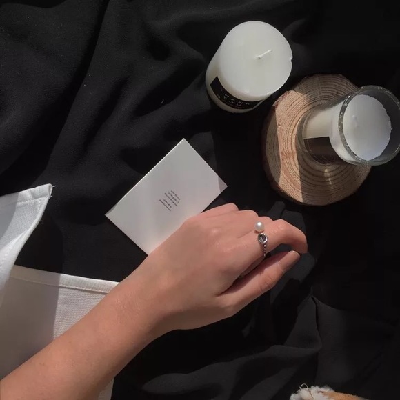 Vintage look imitation pearl ring - Picture 3 of 4