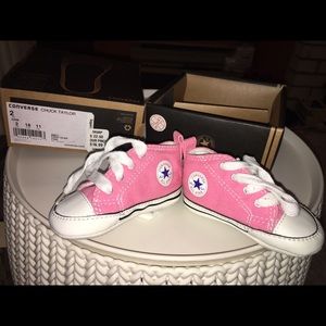 Baby girl converse