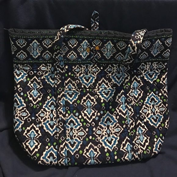 GUC Vera Bradley Ink Blue Vera Tote