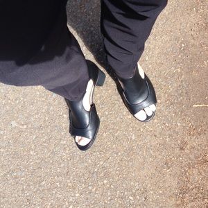 Camper black leather sandals size 6 (36).