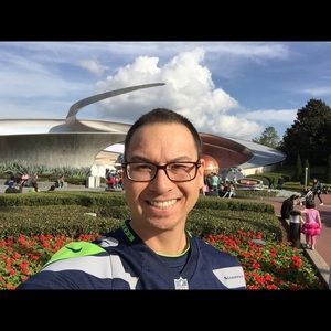 Meet your Posher, Jason