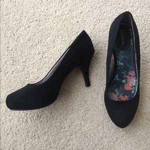X-Appeal black high heels