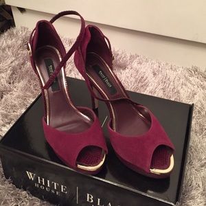 White House Black Market open toe Suede pump w/box